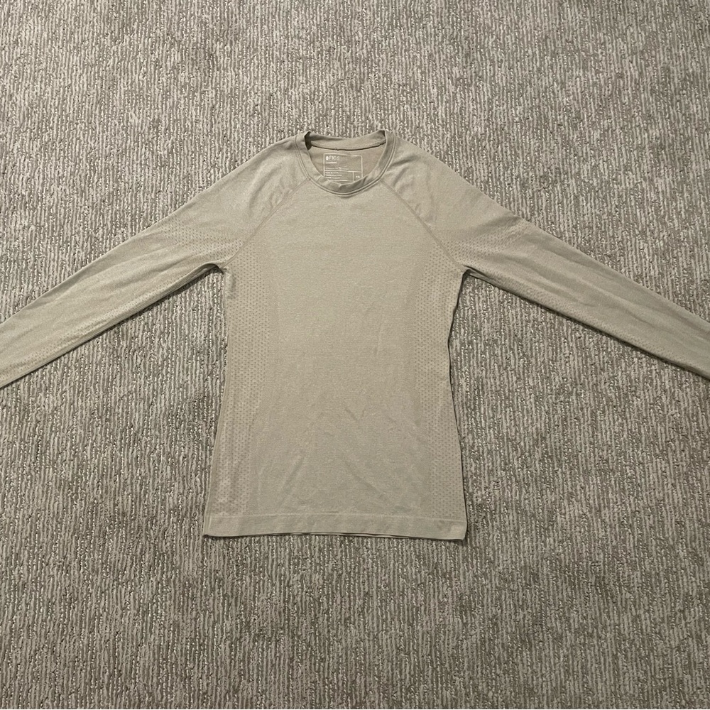 Figs Salta Seamless Longsleeve Underscrub in Sandstone